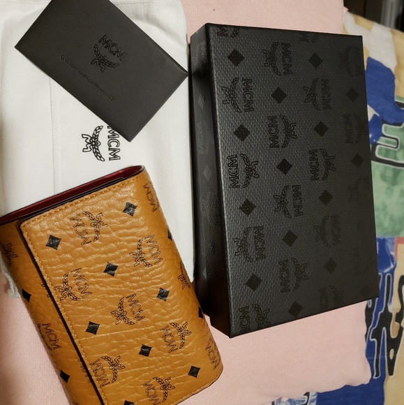 SOLD - Picture 1 of 3